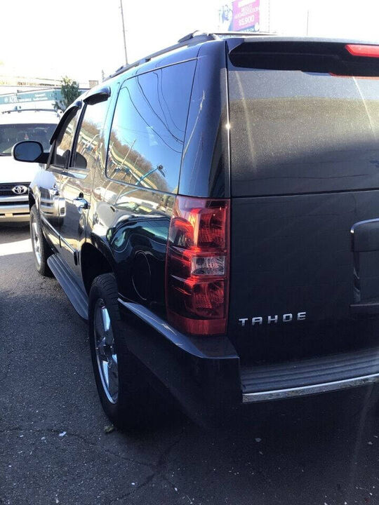 2011 CHEVROLET Tahoe