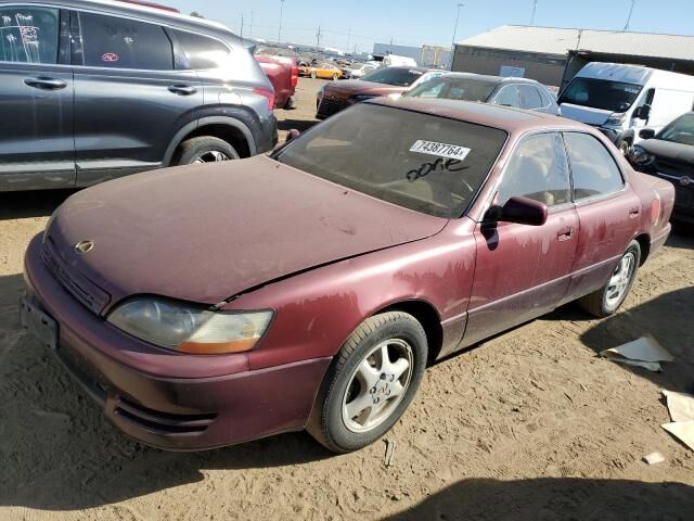 Lexus ES