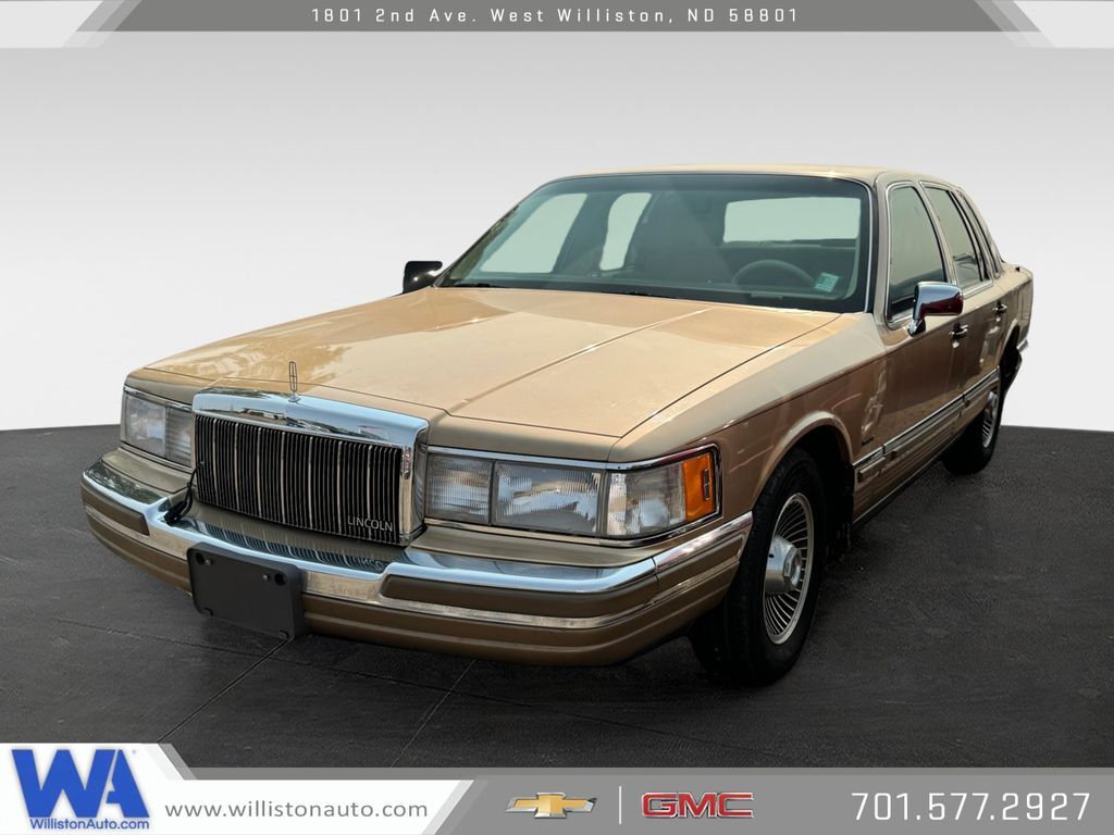 Lincoln Town Car