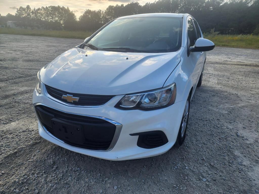 2017 CHEVROLET Sonic