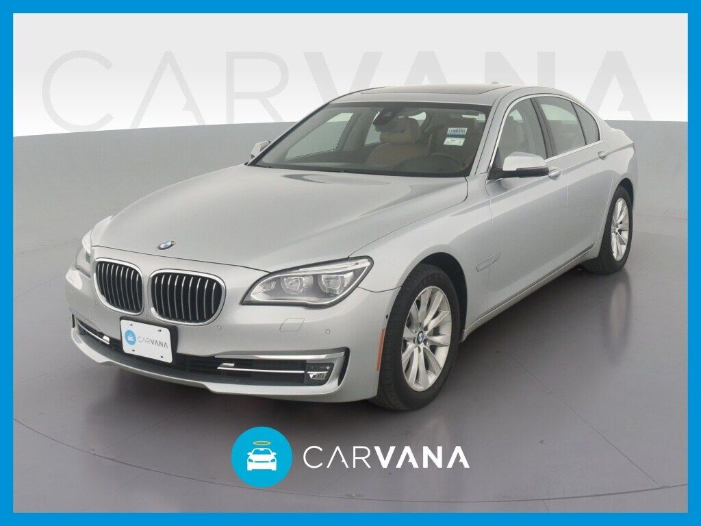 BMW 740i