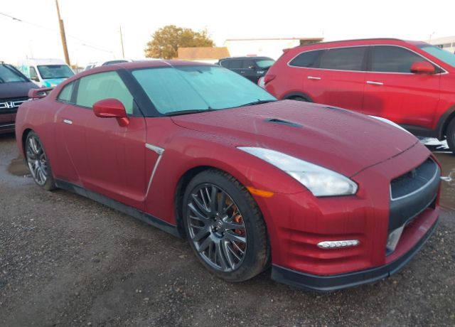 Nissan GT-R