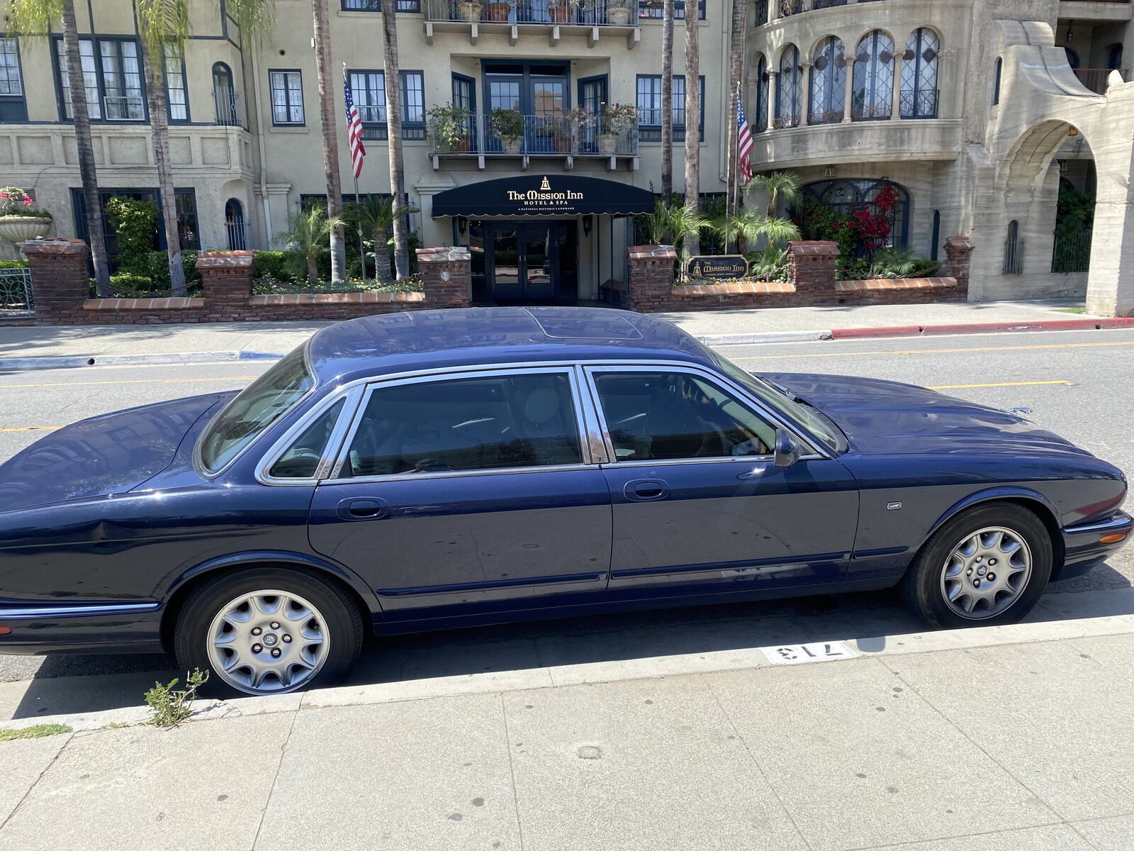 Jaguar XJ8