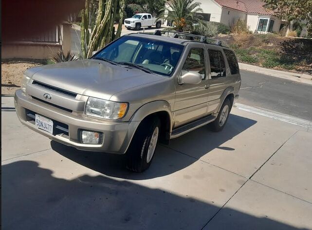 Infiniti QX4