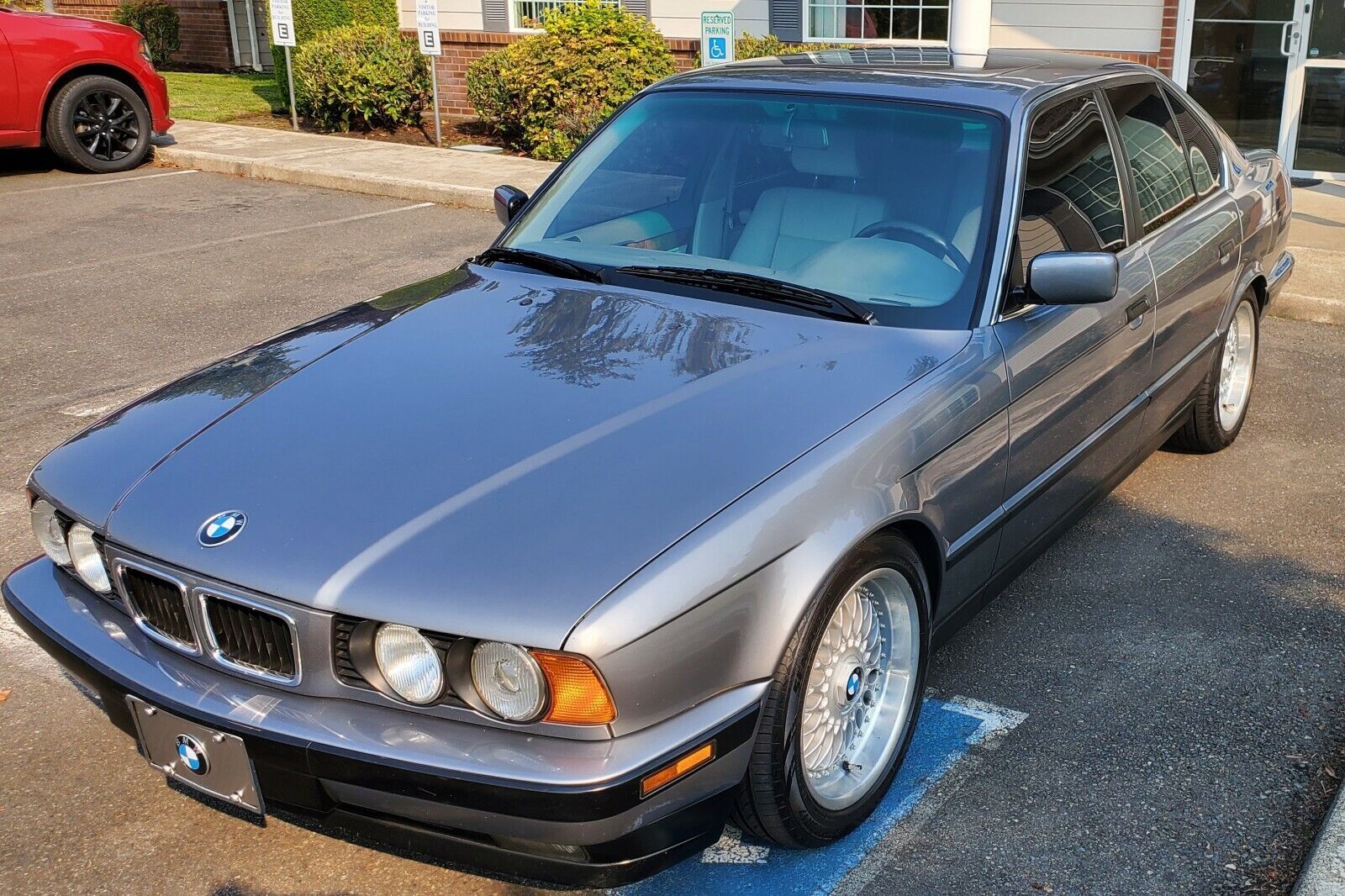 BMW 530i