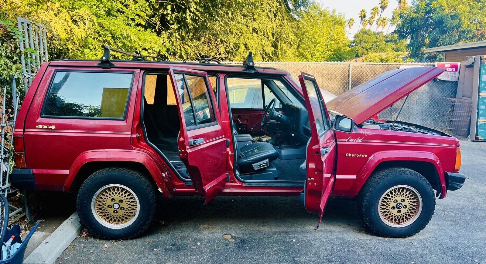 Jeep Cherokee