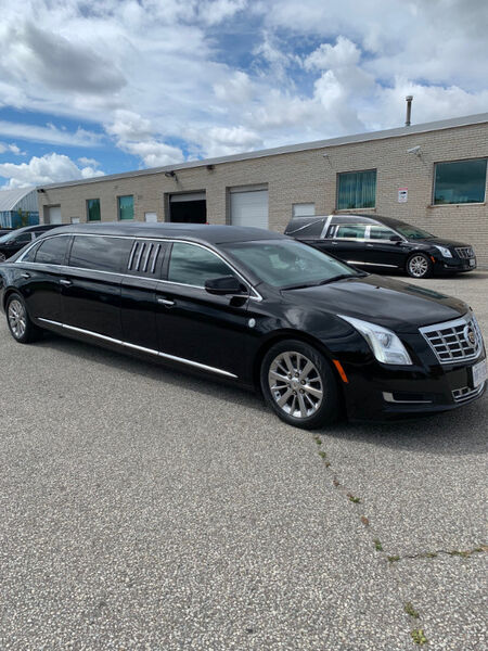 Cadillac Stretch Limousine