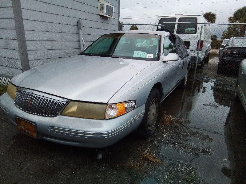 Lincoln Continental