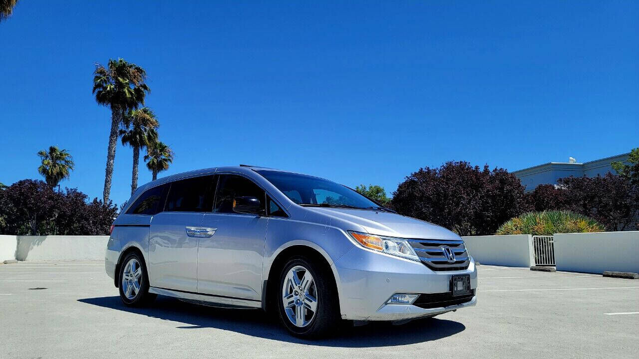 2012 HONDA Odyssey