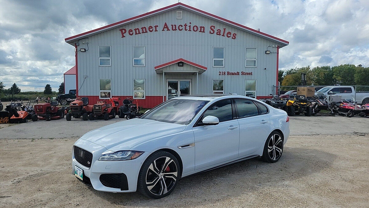 Jaguar XF