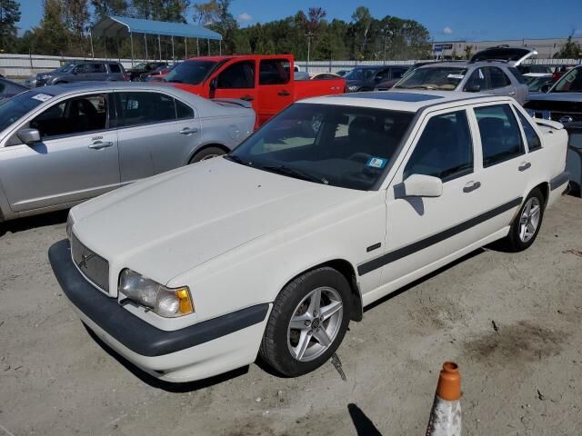 Volvo 850 Series