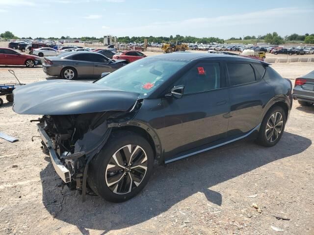 2022 KIA EV6