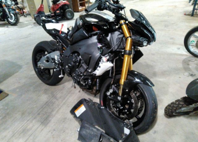 YAMAHA