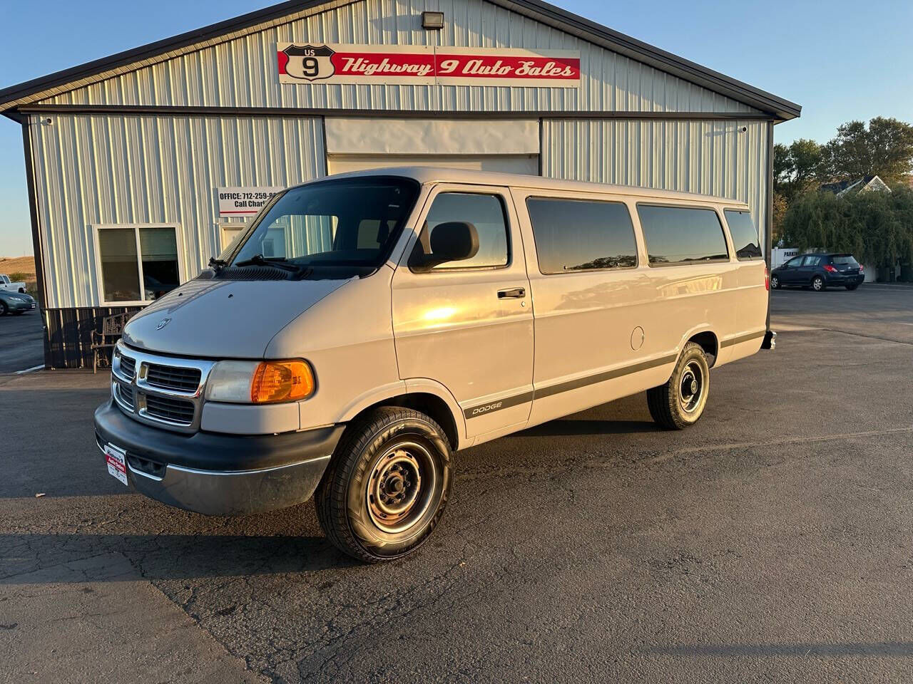 Dodge Ram Wagon