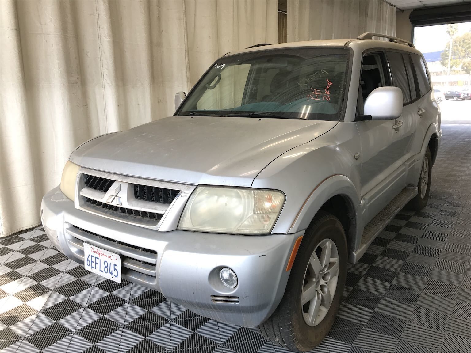Mitsubishi Montero