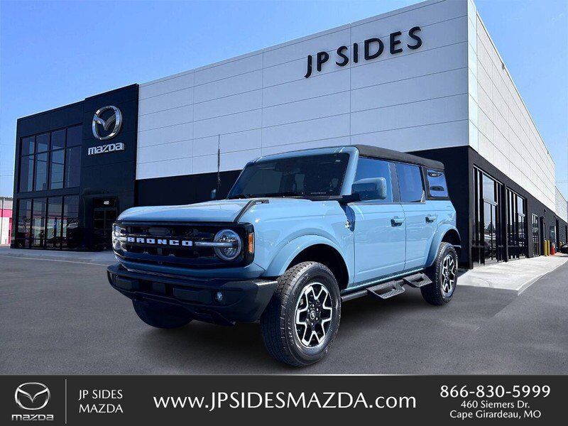2023 FORD Bronco