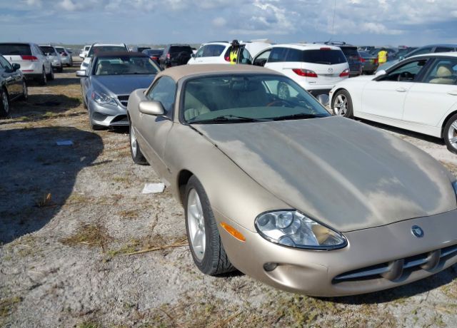 Jaguar XK8