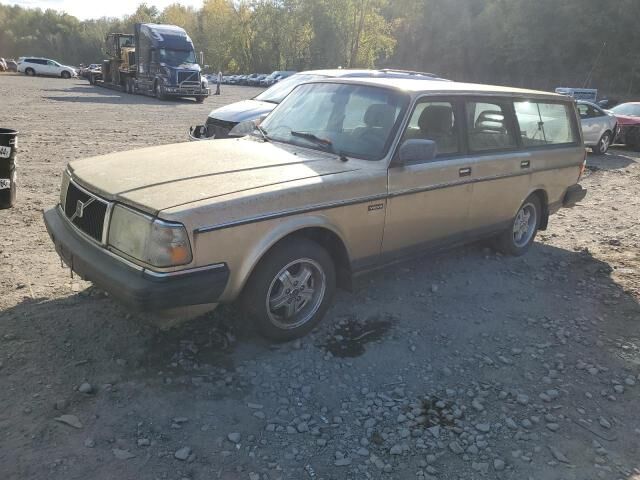 Volvo 240 Series