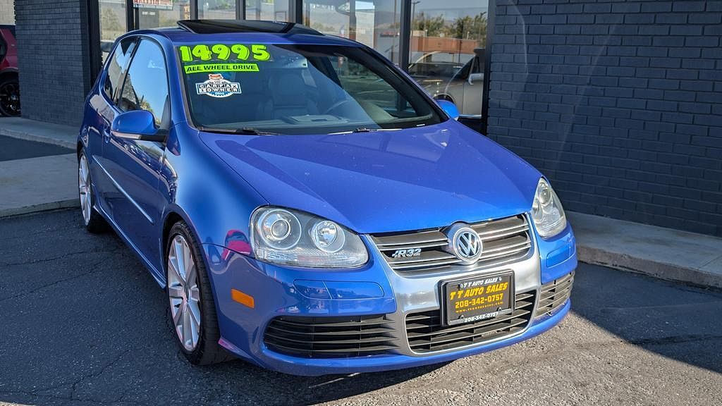 Volkswagen R32