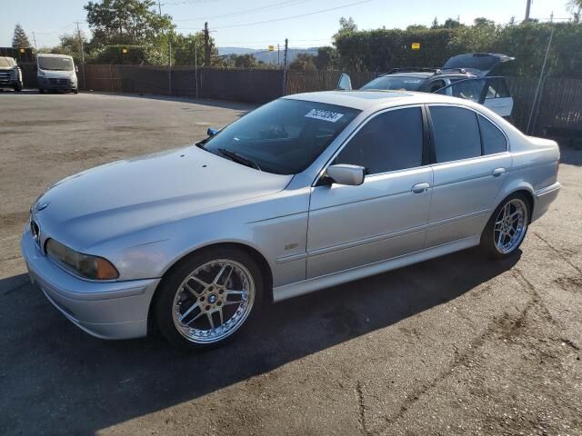 BMW 525i