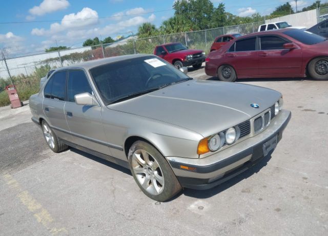 BMW 525i