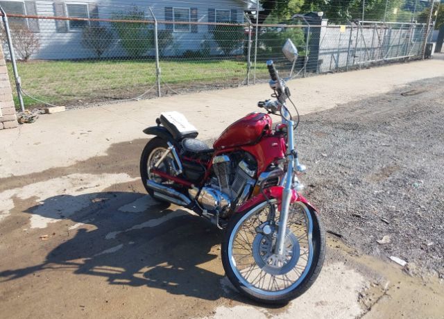 Suzuki VS800