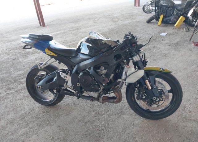 Suzuki GSX-R750