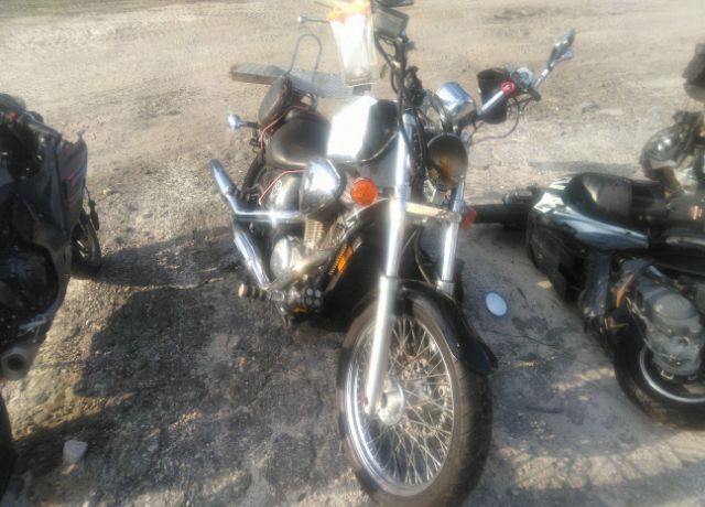 Honda VT600C (SHADOW VLX)