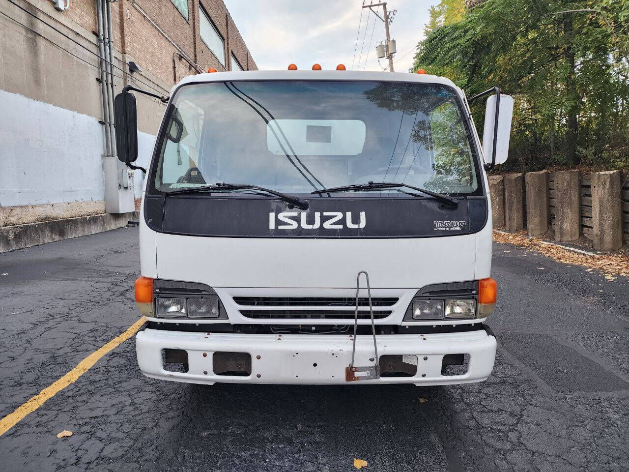 ISUZU