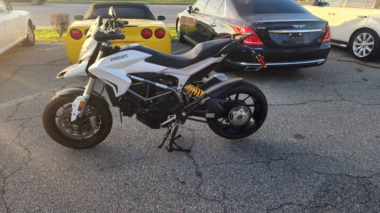 2013 DUCATI Hypermotard