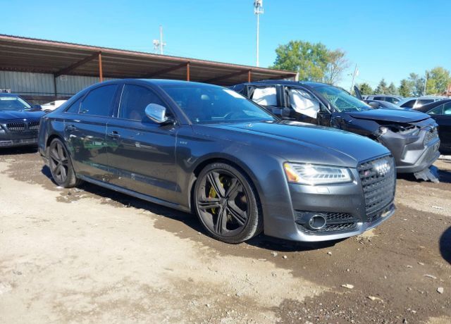 Audi S8