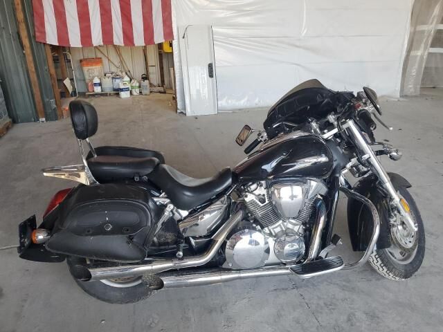 Honda VTX1300R
