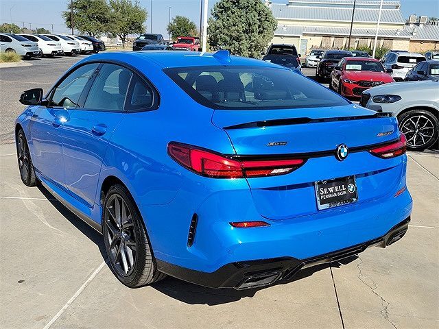 2024 BMW M235i