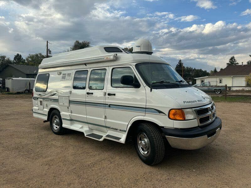 Dodge Ram Van