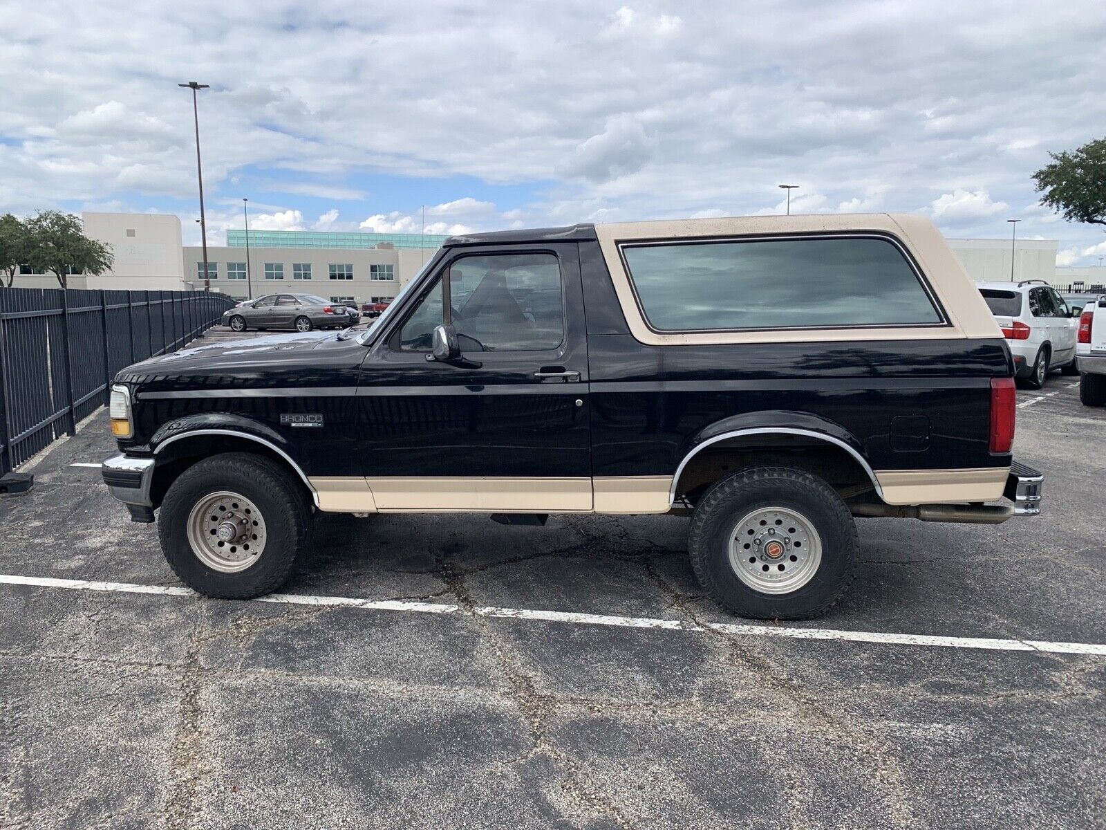 Ford Bronco