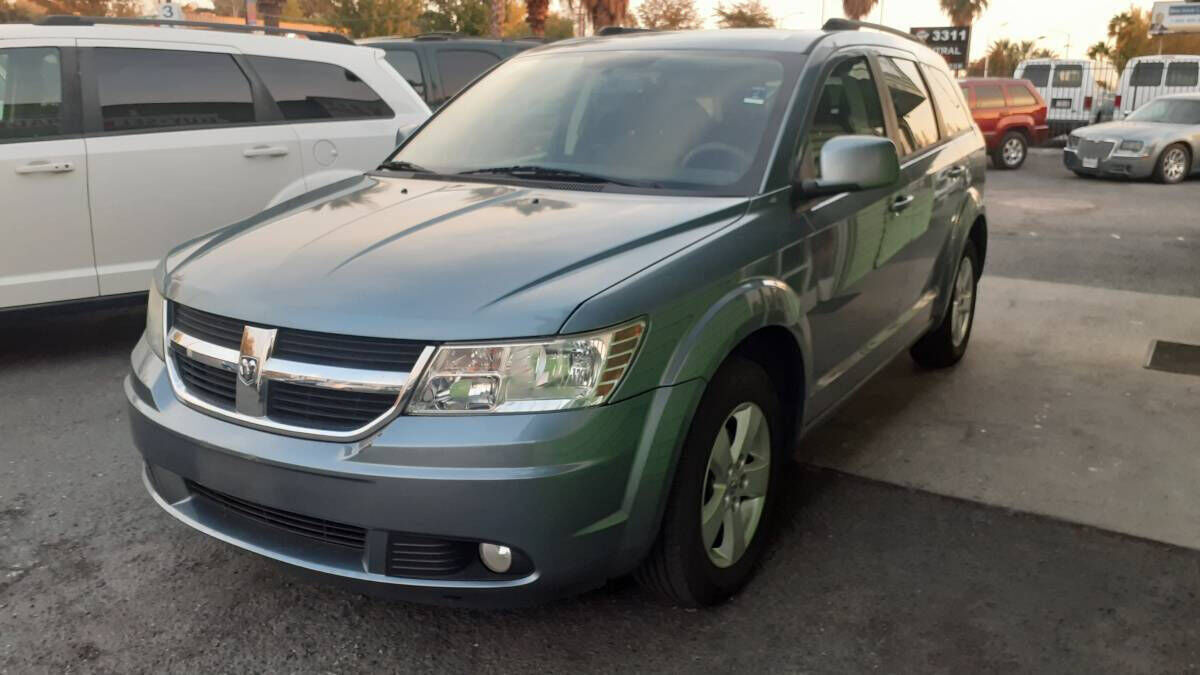 2010 DODGE Journey