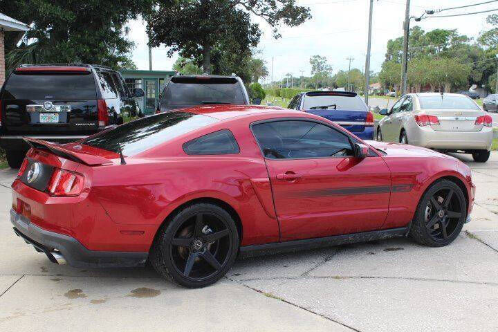 2011 FORD Mustang