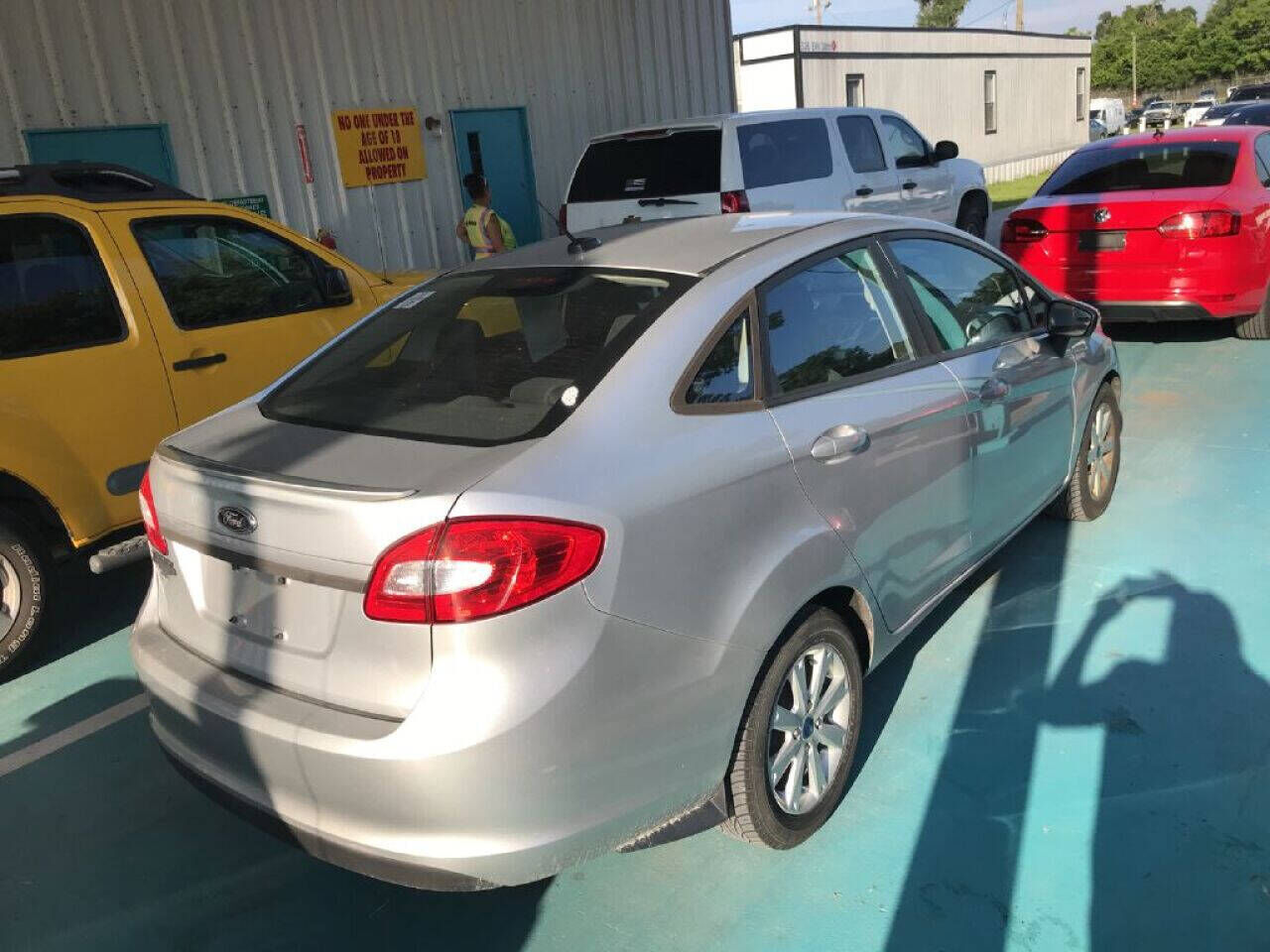 2013 FORD Fiesta