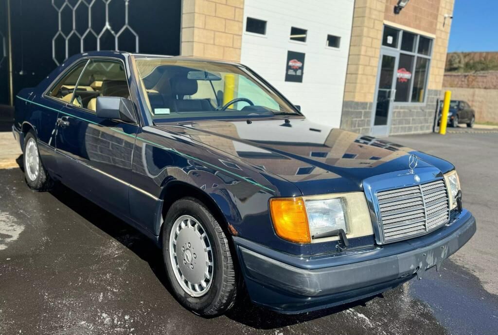 Mercedes-Benz 300