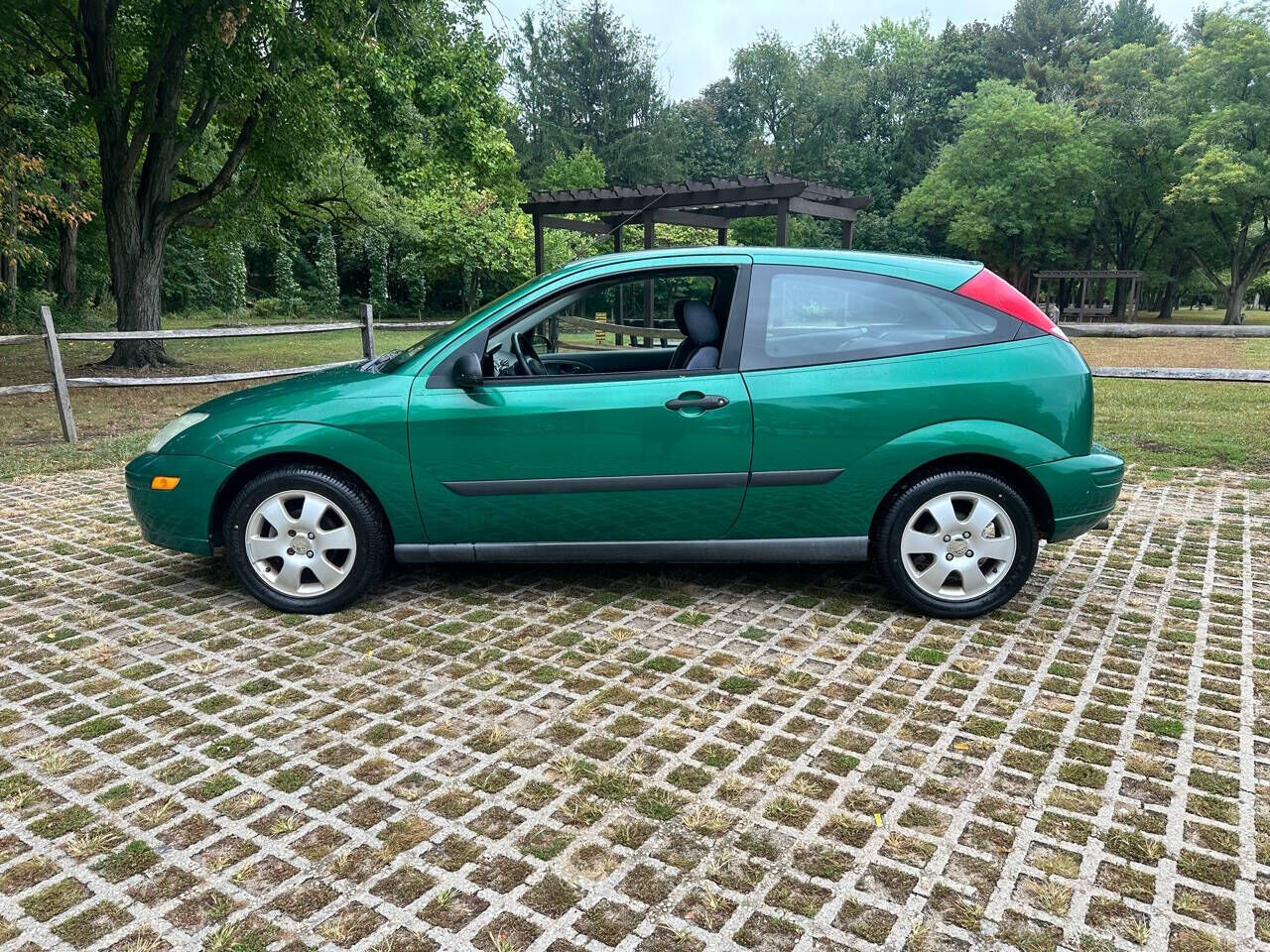 2002 FORD Focus