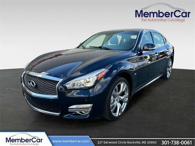 Infiniti Q70L