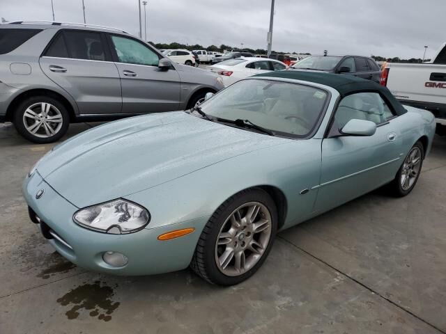 Jaguar XK8