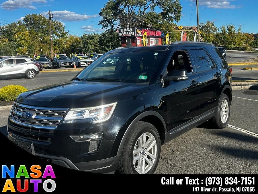2018 FORD Explorer