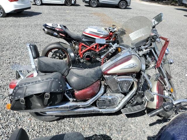 Suzuki VL1500