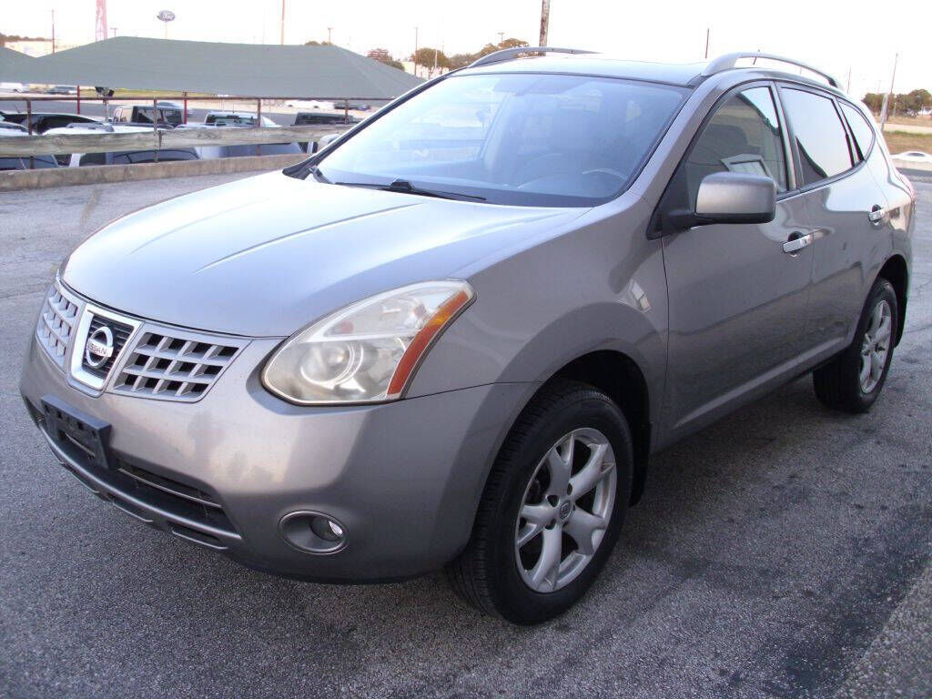 2010 NISSAN Rogue