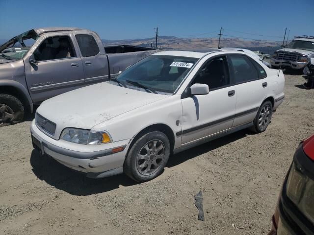 Volvo S40