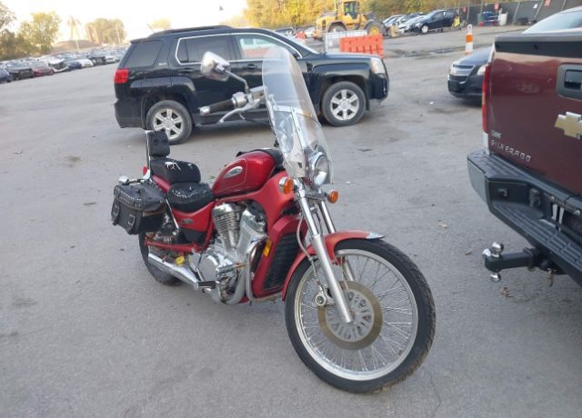 Suzuki VS800