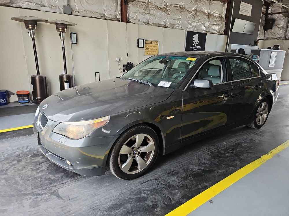 BMW 525i