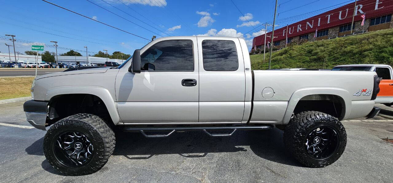 2004 CHEVROLET Silverado
