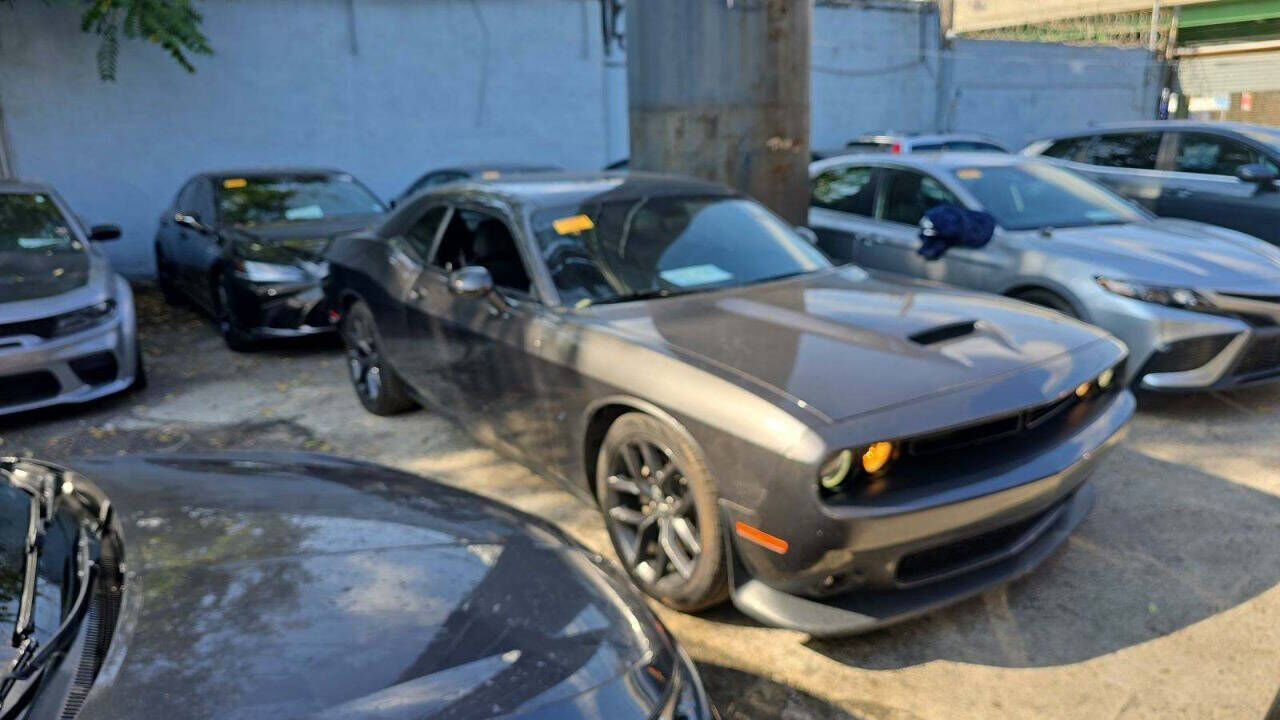 2022 DODGE Challenger
